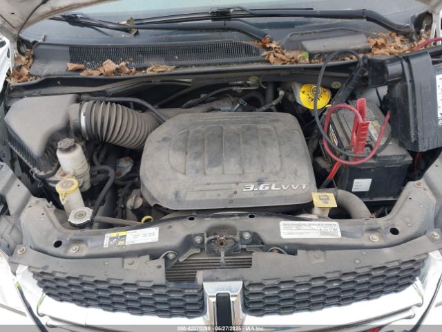 2C7WDGBG4FR623026 Dodge Grand Caravan Se