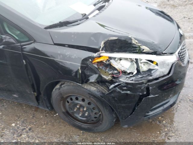 KNAFK4A66G5531406 KIA FORTE LX