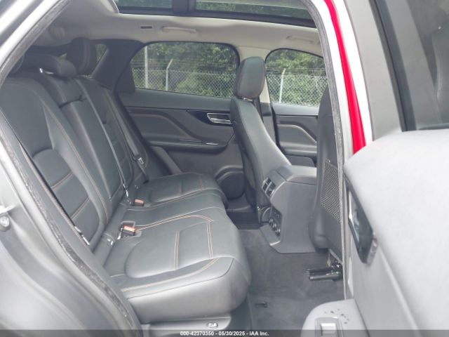 2018 JAGUAR F-PACE SADCK2FX8JA268544 Photo 7