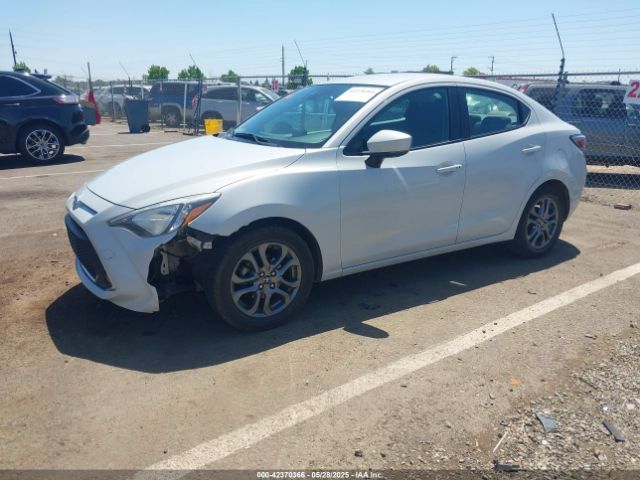 2019 TOYOTA YARIS 3MYDLBYVXKY524836 Photo 1