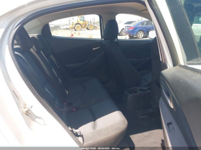 2019 TOYOTA YARIS 3MYDLBYVXKY524836 Photo 7