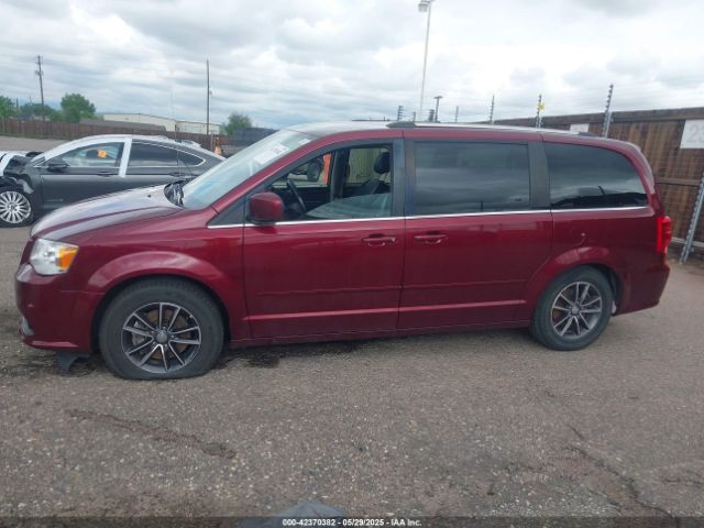 2C4RDGCGXHR629568 Dodge Grand Caravan Sxt