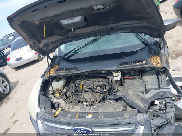1FMCU9GX9EUC01478 Ford ESCAPE SE