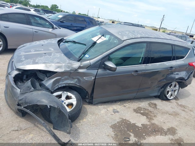 1FMCU9GX9EUC01478 Ford ESCAPE SE