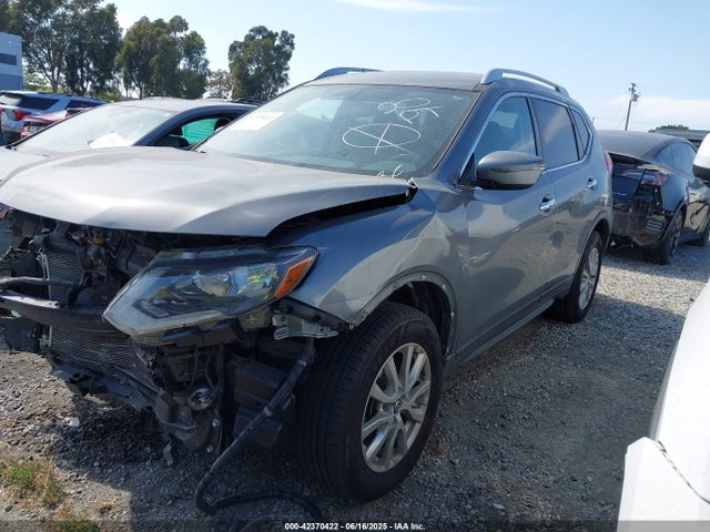 Nissan ROGUE SV 2017 JN8AT2MV4HW004496 Image 2