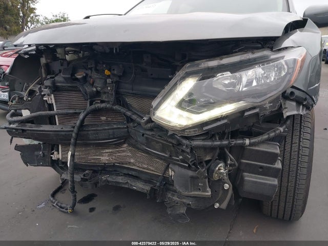Nissan ROGUE SV 2017 JN8AT2MV4HW004496 Image 6