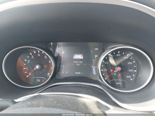 3C4NJDBB6LT209985 Jeep Compass Altitude 4x4