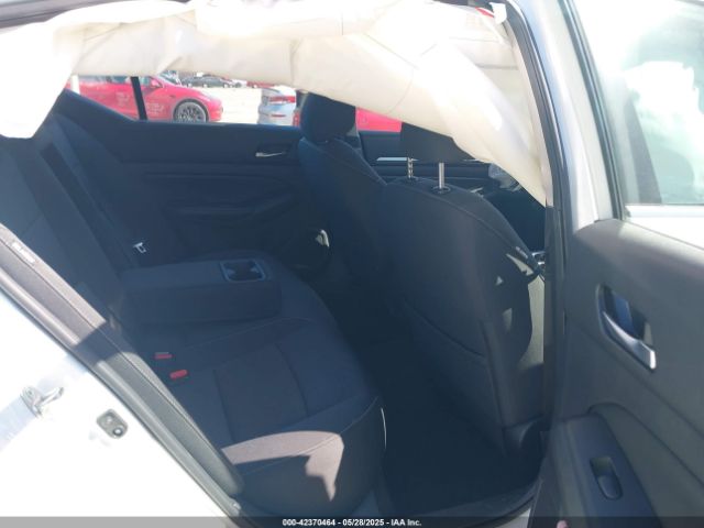 1N4BL4DW2NN312987 Nissan Altima Sv Intelligent Awd