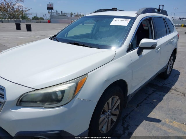 Subaru Outback 2.5i Premium 2015 4S4BSAFC1F3256807 Image 6