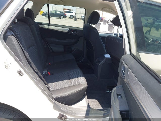 Subaru Outback 2.5i Premium 2015 4S4BSAFC1F3256807 Image 8