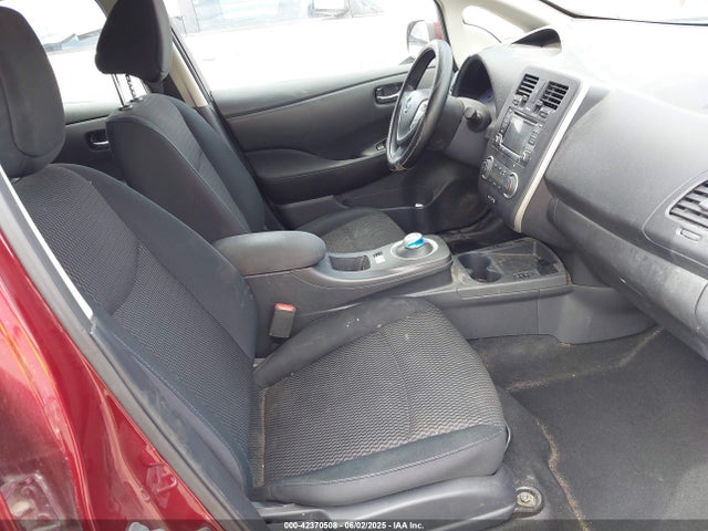 1N4BZ0CP7HC307950 Nissan 2017