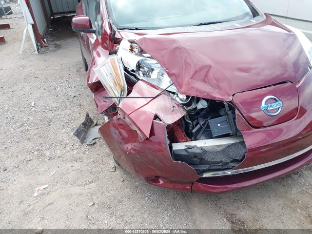 1N4BZ0CP7HC307950 Nissan 2017