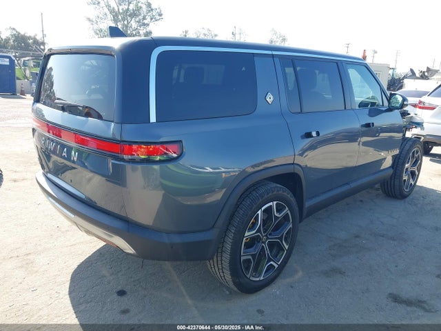 Rivian R1s 2022 7PDSGABL3NN002278 Image 21