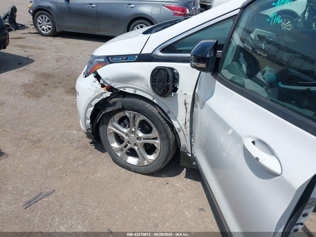1G1FW6S0XJ4137927 Chevrolet 2018