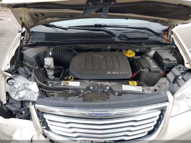 2016 CHRYSLER TOWN & COUNTRY 2C4RC1BG3GR190312 Photo 9
