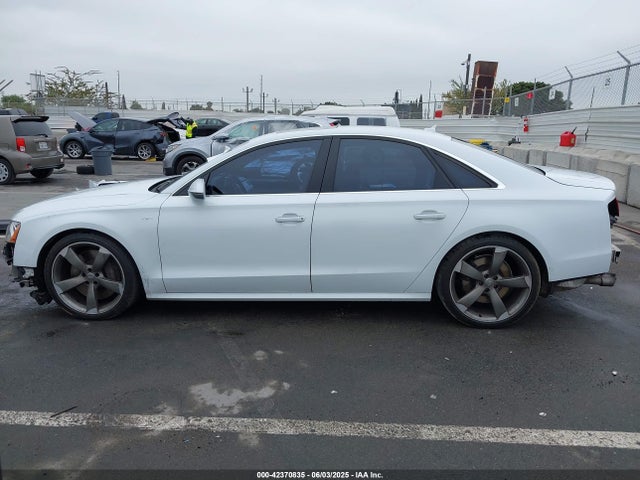 Audi S8 2014 WAUD2AFD5EN003205 Image 15