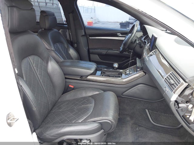 Audi S8 2014 WAUD2AFD5EN003205 Image 5