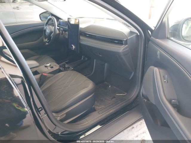2024 FORD MUSTANG MACH-E 3FMTK1R46RMA23887 Photo 4