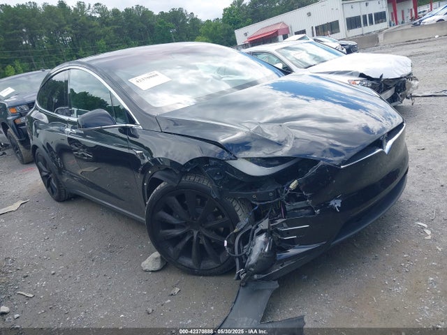 2018 TESLA MODEL X 5YJXCBE25JF100156 Photo 0
