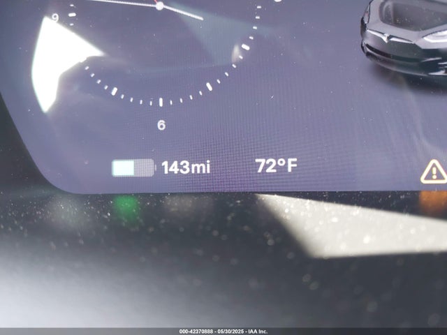 5YJXCBE25JF100156 Tesla MODEL X