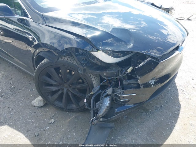 2018 TESLA MODEL X 5YJXCBE25JF100156 Photo 5