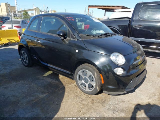 2016 FIAT 500E 3C3CFFGE7GT125711 Photo 0