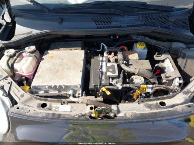 2016 FIAT 500E 3C3CFFGE7GT125711 Photo 9