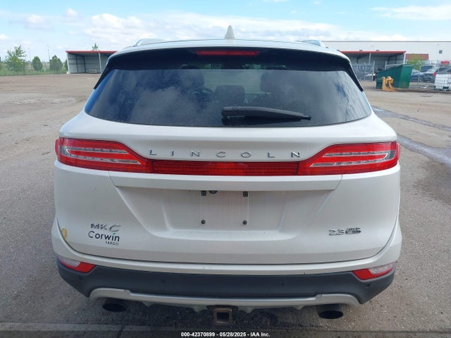 5LMTJ3DH1GUJ12829 Lincoln 2016