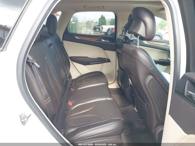 5LMTJ3DH1GUJ12829 Lincoln 2016
