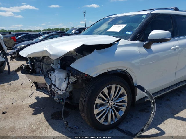 Toyota a25a-fxs 2025 5TDEBRCH5SS651632 Image 6