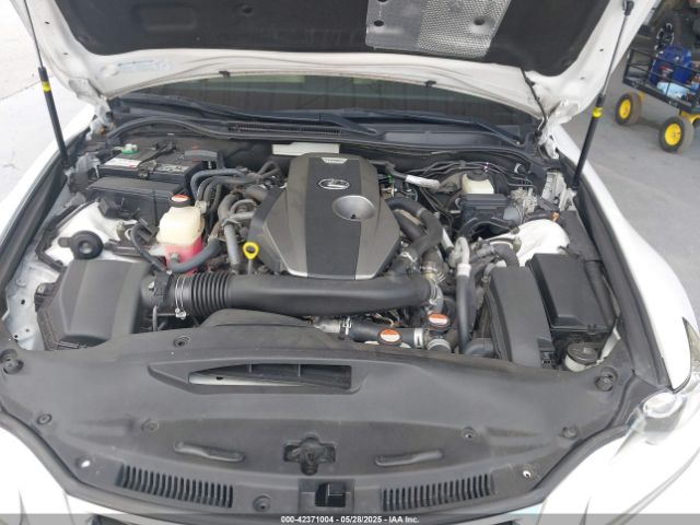 2016 LEXUS IS 200T JTHBA1D20G5002916 Photo 9