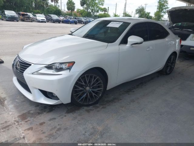 2016 LEXUS IS 200T JTHBA1D20G5002916 Photo 1