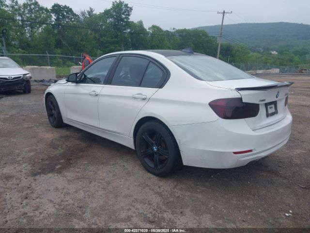 2015 BMW 328I WBA3B3G59FNR89127 Photo 2