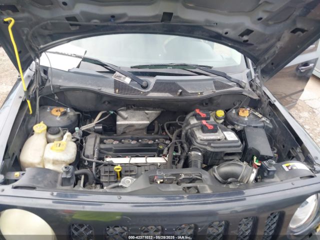 1C4NJPFA2ED564275 Jeep Patriot Latitude