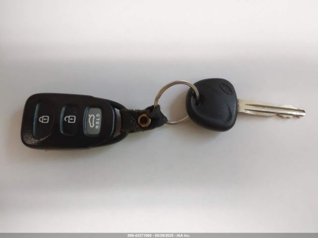 KNDPCCA62E7641188 KIA Sportage Sx