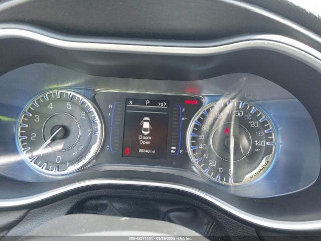 1C3CCCAB5FN611566 Chrysler 200