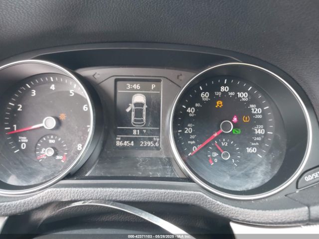 1VWAT7A36GC031403 Volkswagen Passat 1.8t S