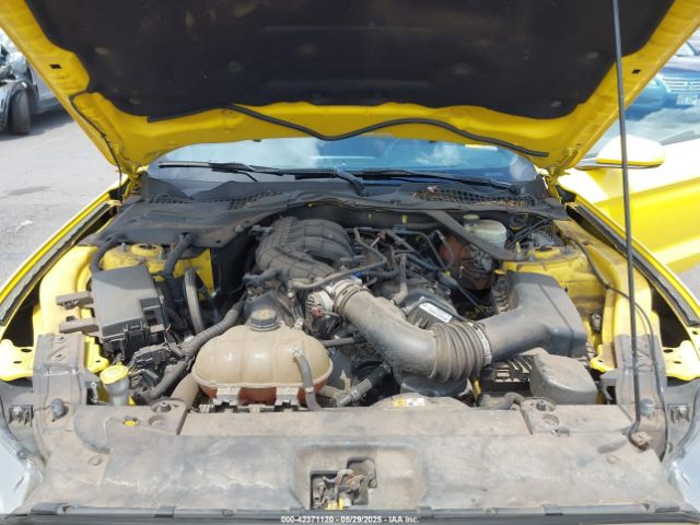1FATP8EM5G5216142 Ford 2016