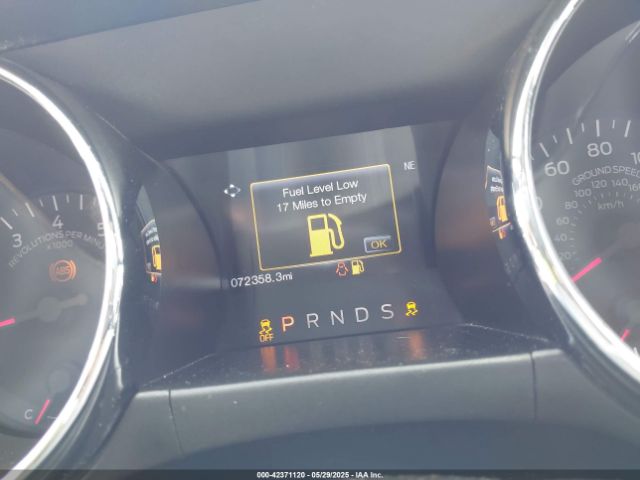 1FATP8EM5G5216142 Ford 2016