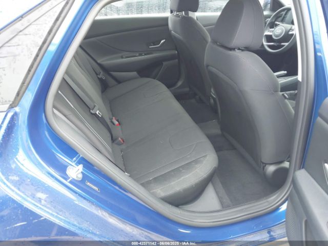 5NPLM4AG5MH037946 Hyundai ELANTRA SEL