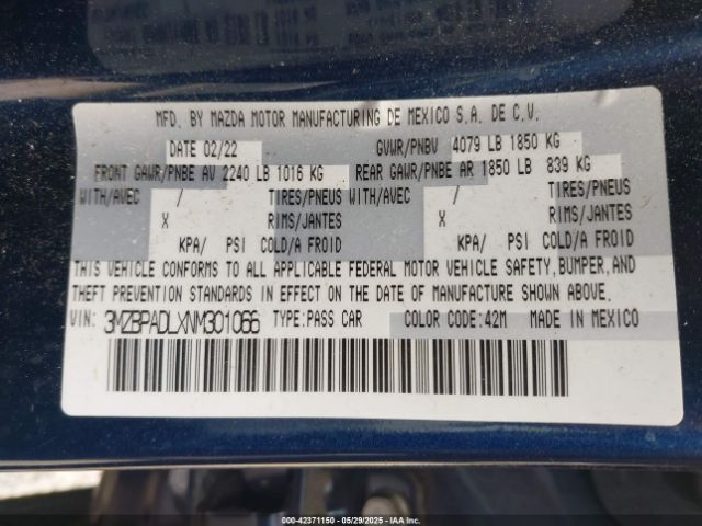 2022 MAZDA MAZDA3 3MZBPADLXNM301066 Photo 8