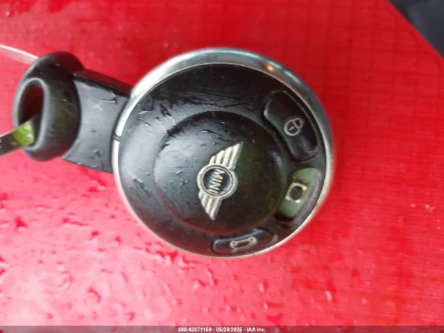 2011 MINI COOPER S CLUBMAN WMWZG3C57BTY36074 Photo 10