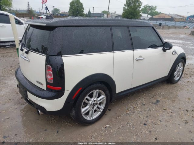 2011 MINI COOPER S CLUBMAN WMWZG3C57BTY36074 Photo 3