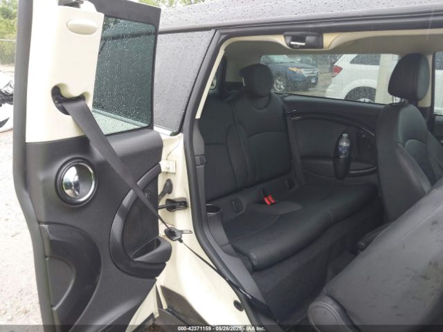 2011 MINI COOPER S CLUBMAN WMWZG3C57BTY36074 Photo 7