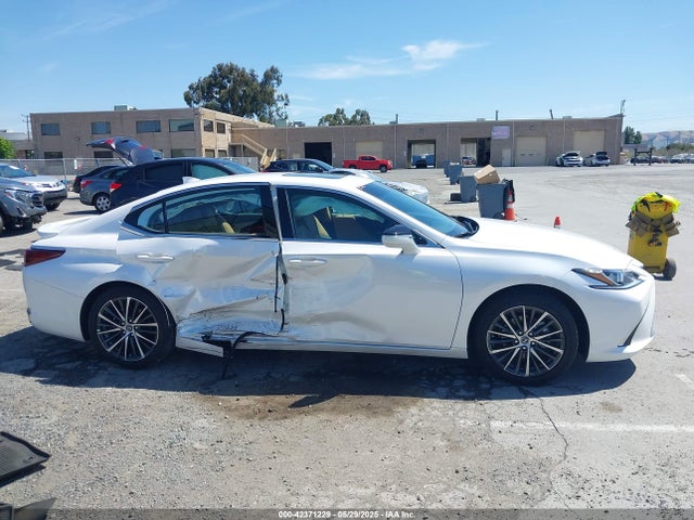Lexus a25a-fxs 2025 58ADA1C11SU055520 Image 13