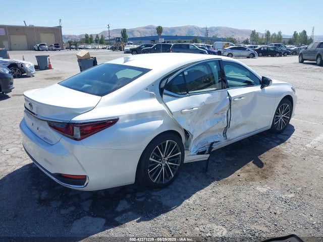Lexus a25a-fxs 2025 58ADA1C11SU055520 Image 4