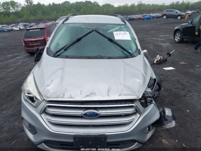 1FMCU9GD0HUA86621 Ford ESCAPE SE