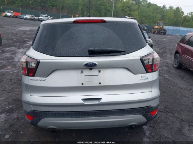 1FMCU9GD0HUA86621 Ford ESCAPE SE