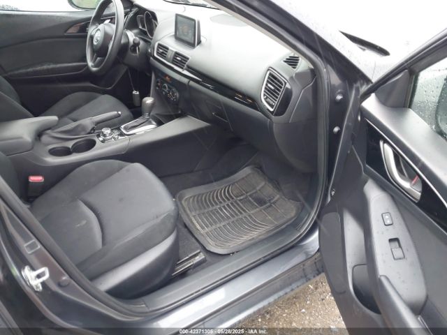 3MZBM1K71FM217735 Mazda Mazda3 I Sport