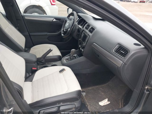 3VWD17AJ8GM292211 Volkswagen Jetta
